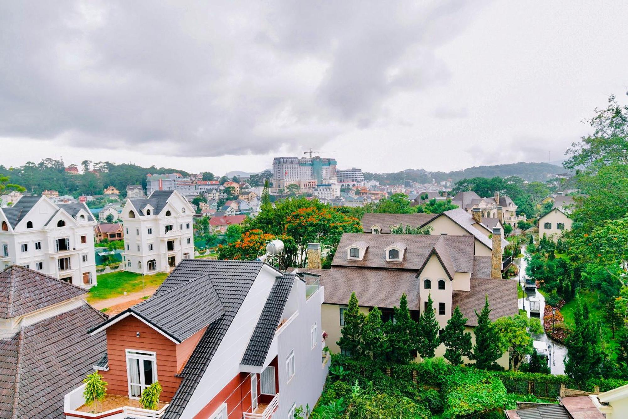 Anh Duc Hotel Da Lat City Екстер'єр фото