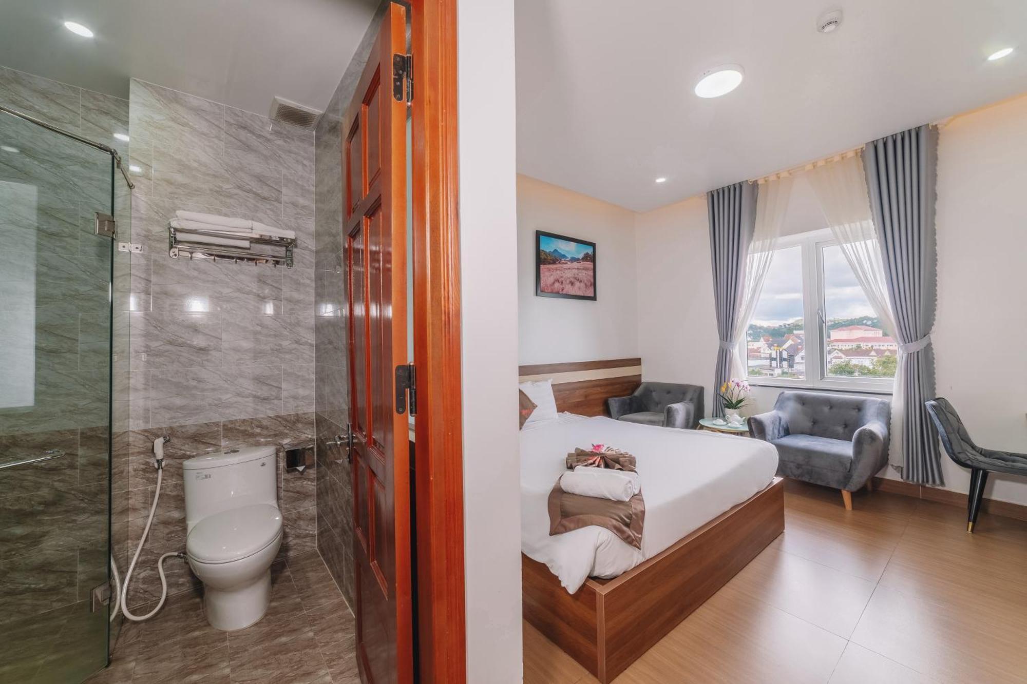 Anh Duc Hotel Da Lat City Екстер'єр фото