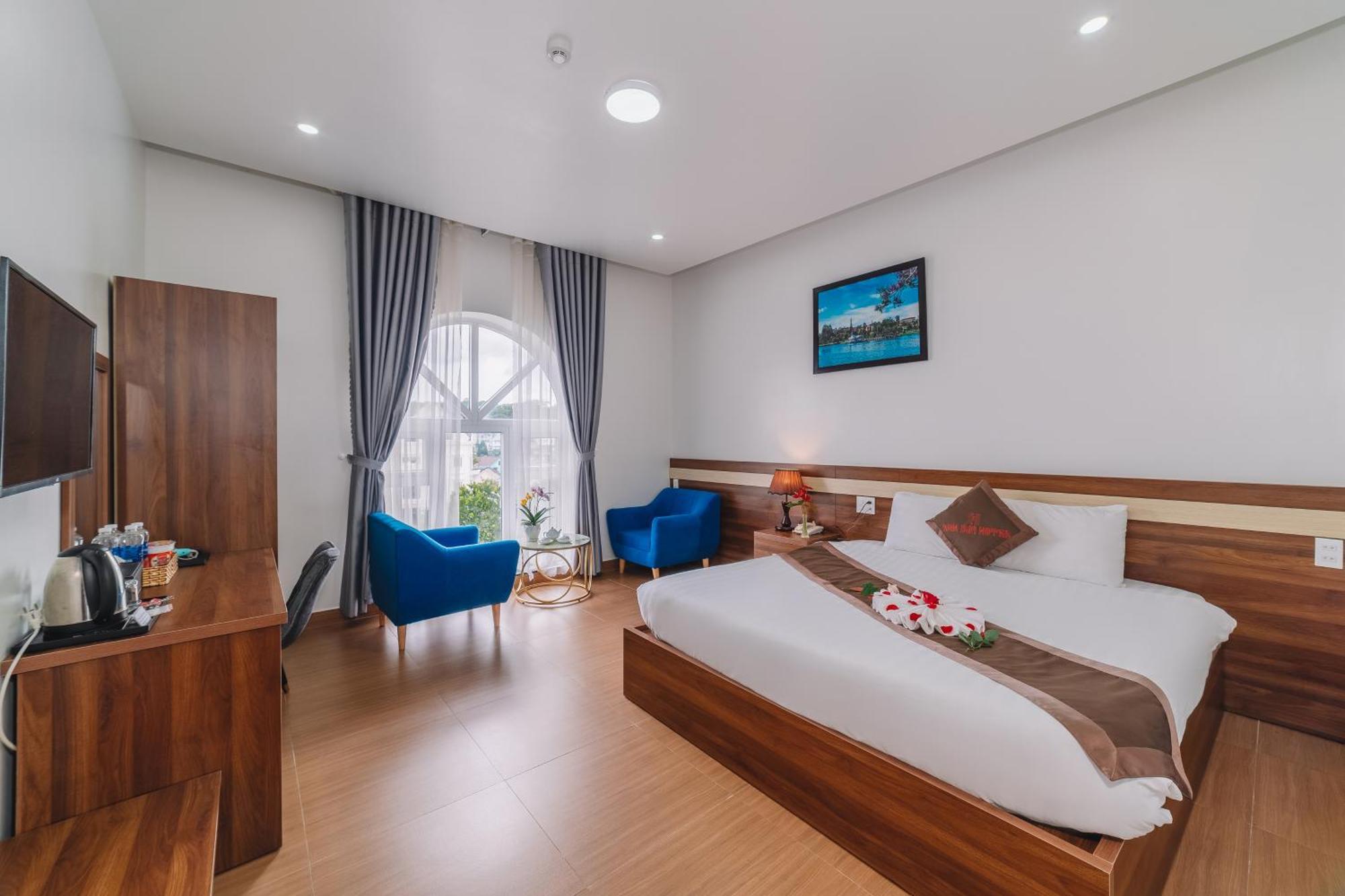 Anh Duc Hotel Da Lat City Екстер'єр фото