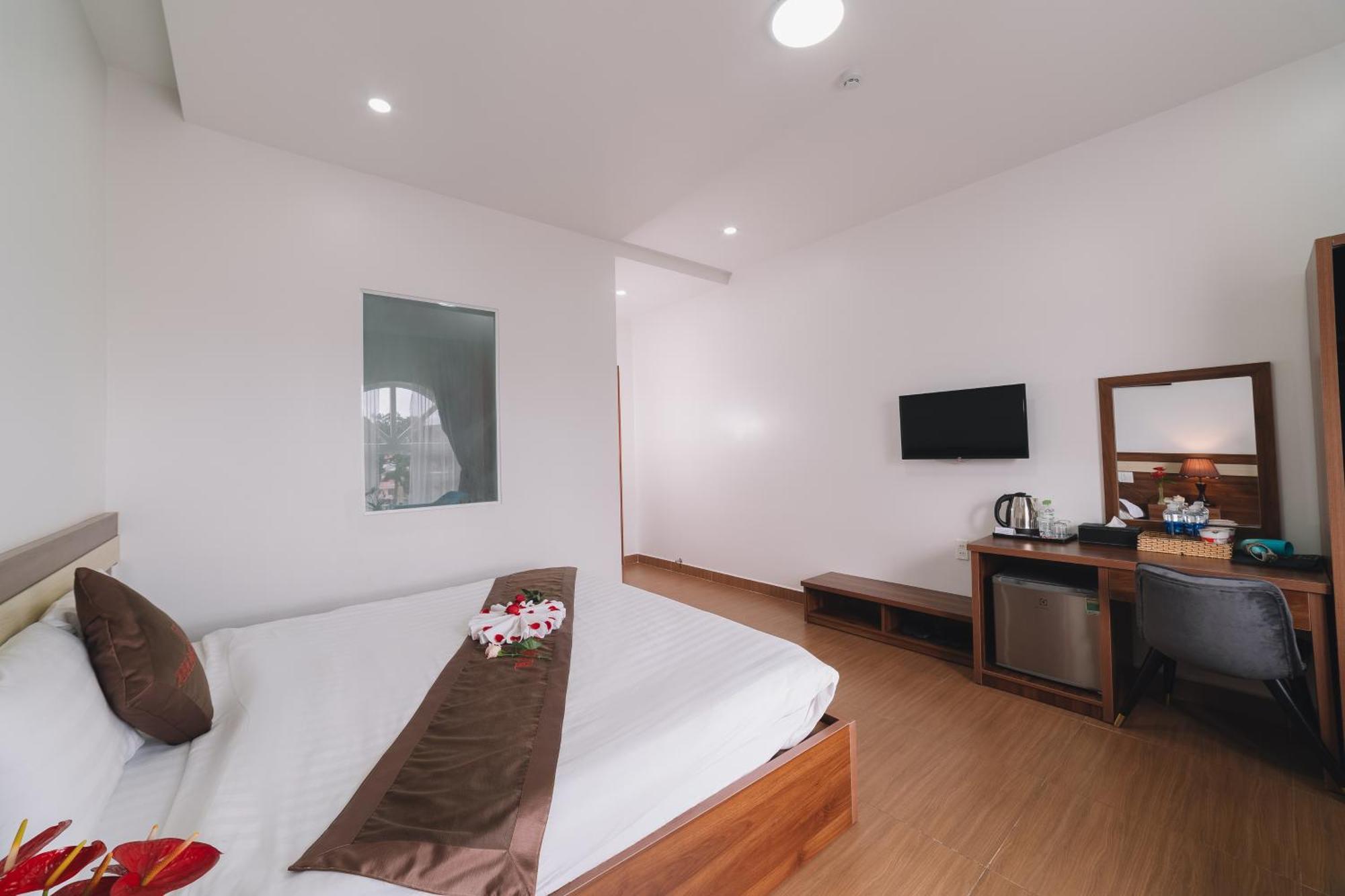 Anh Duc Hotel Da Lat City Екстер'єр фото