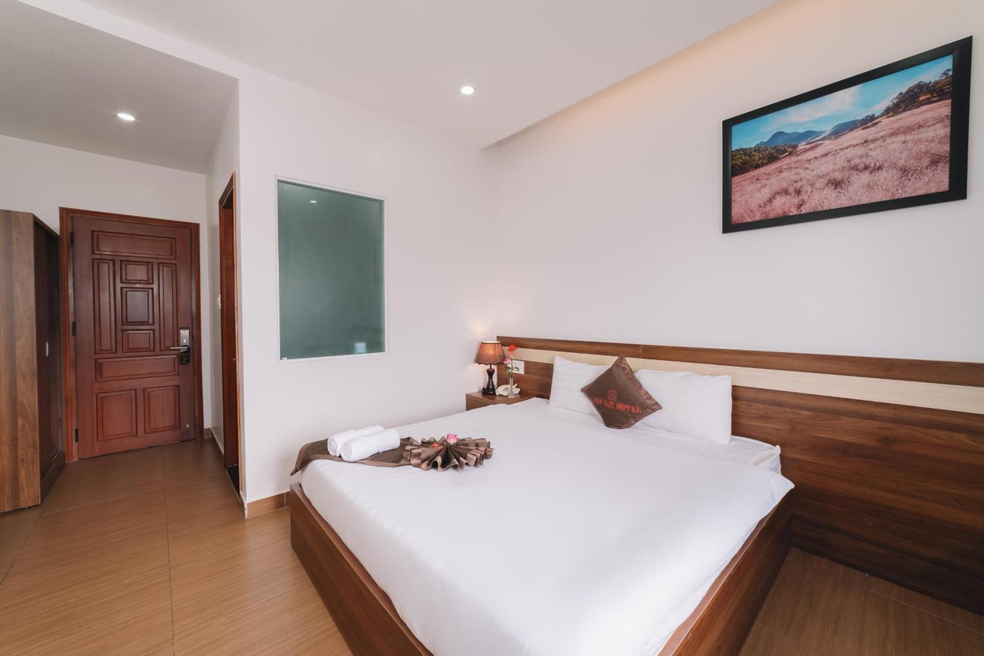 Anh Duc Hotel Da Lat City Екстер'єр фото