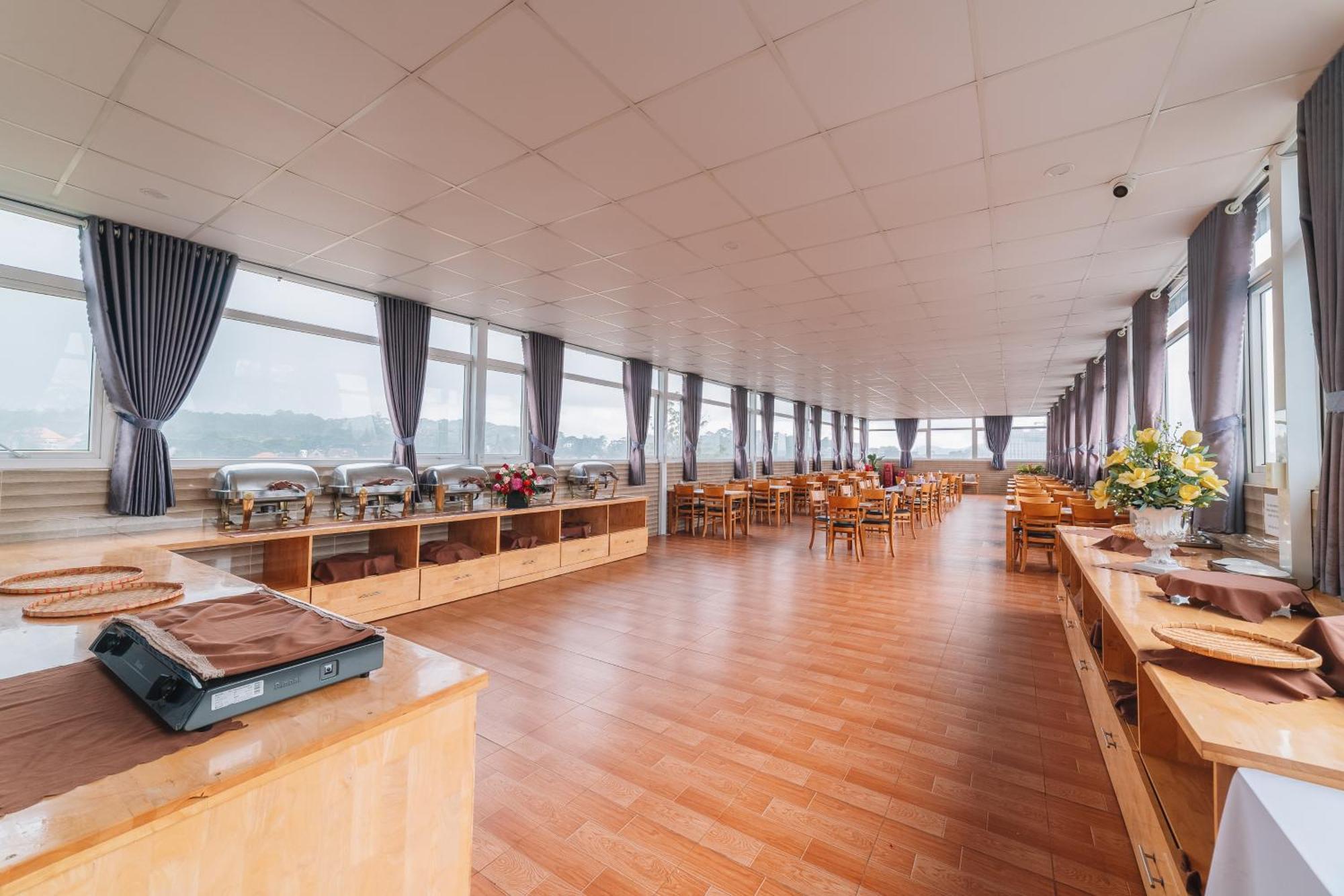Anh Duc Hotel Da Lat City Екстер'єр фото