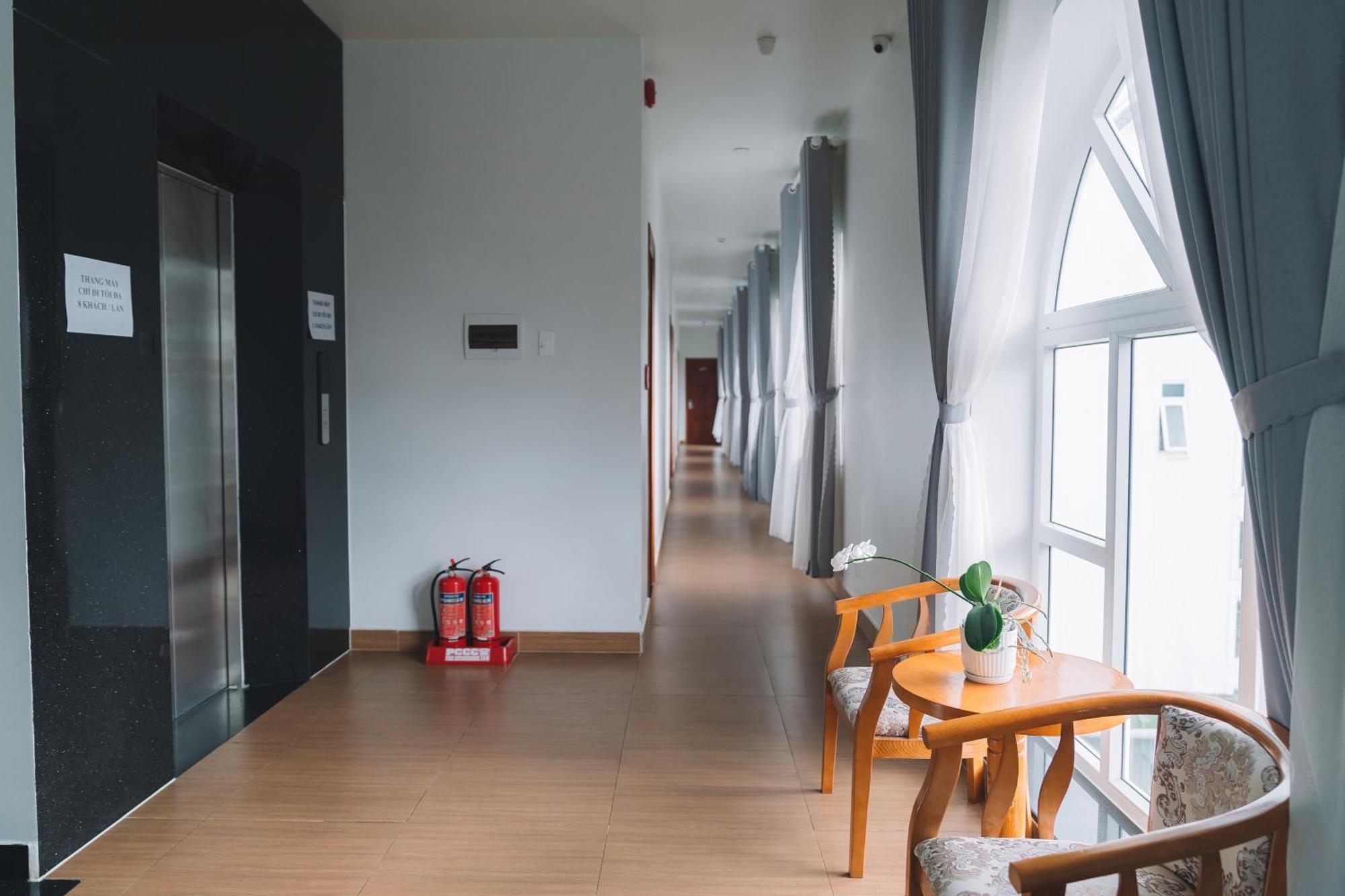 Anh Duc Hotel Da Lat City Екстер'єр фото