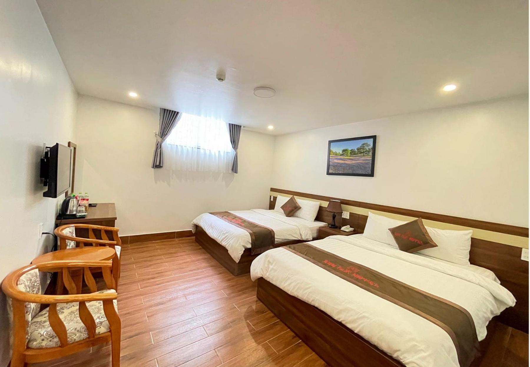 Anh Duc Hotel Da Lat City Екстер'єр фото